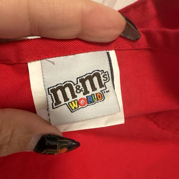 M&M’s World Child Apron Cooking Red - Picture 2 of 5